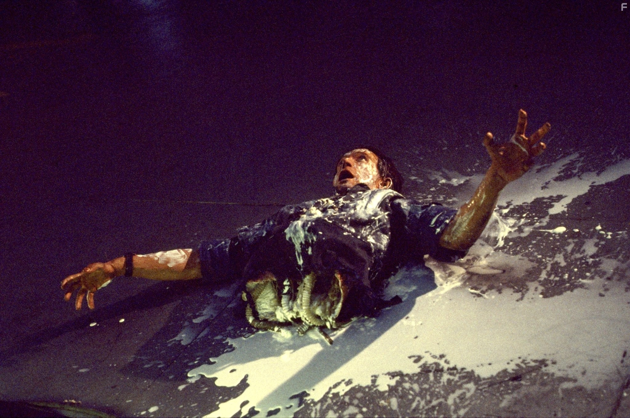 Lance Henriksen in Чужиe (1986)