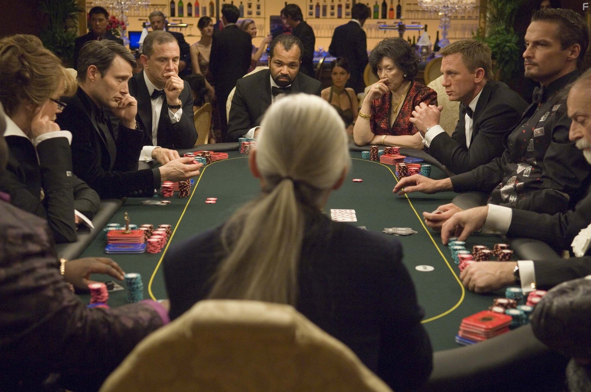 Ade, Urbano Barberini, Tsai Chin, Daniel Craig, Mads Mikkelsen, Lazar Ristovski, Jeffrey Wright, and Carlos Leal in Казино Рояль (2006)