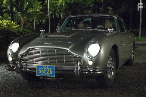 Daniel Craig and Caterina Murino in Казино Рояль (2006)