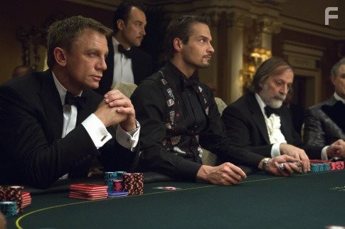 Daniel Craig, Carlos Leal, and Andreas Daniel in Казино Рояль (2006)