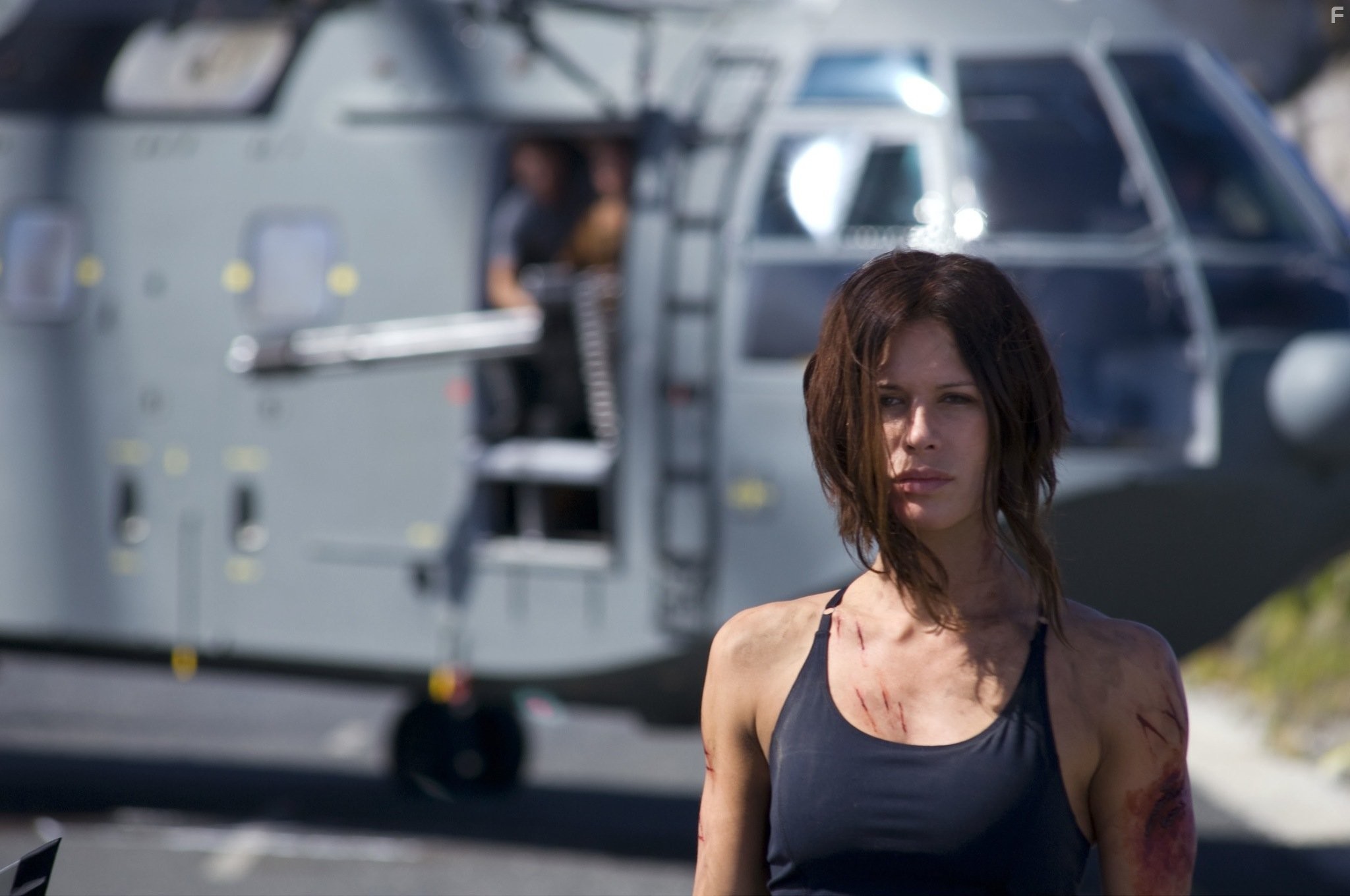 Rhona Mitra in Судный день (2008)