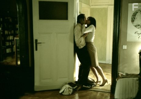 Martina Gedeck and Sebastian Koch in Жизнь других (2006)