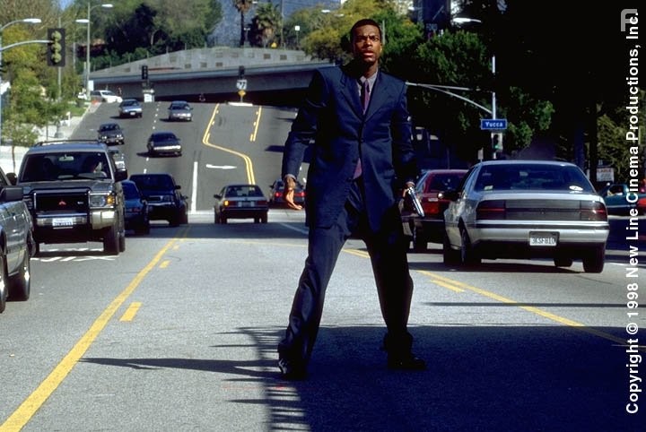 Chris Tucker as Detective Carter