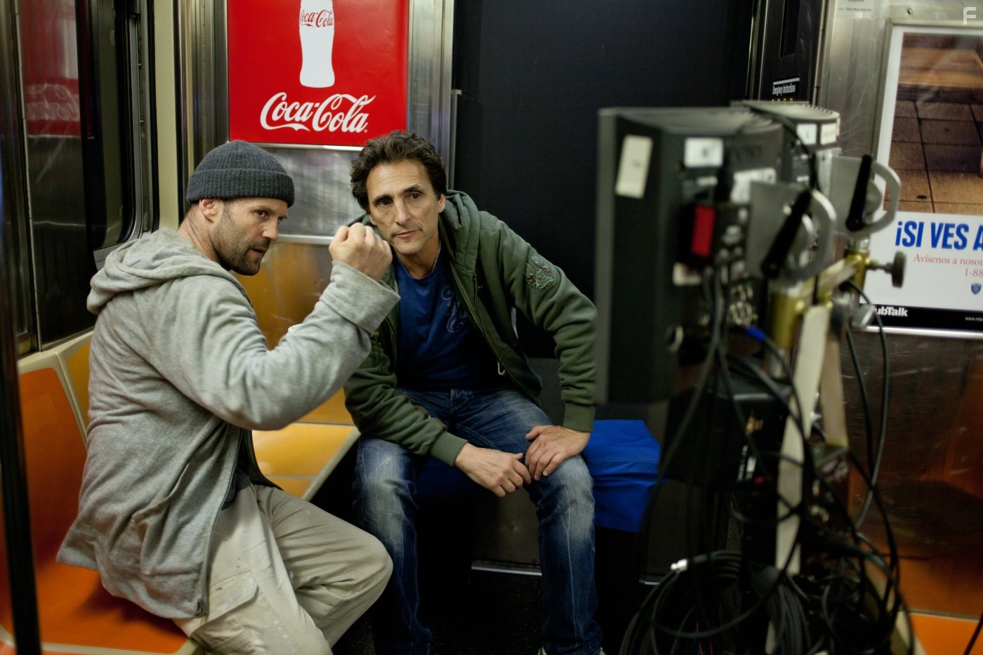 Lawrence Bender and Jason Statham in Защитник (2012)