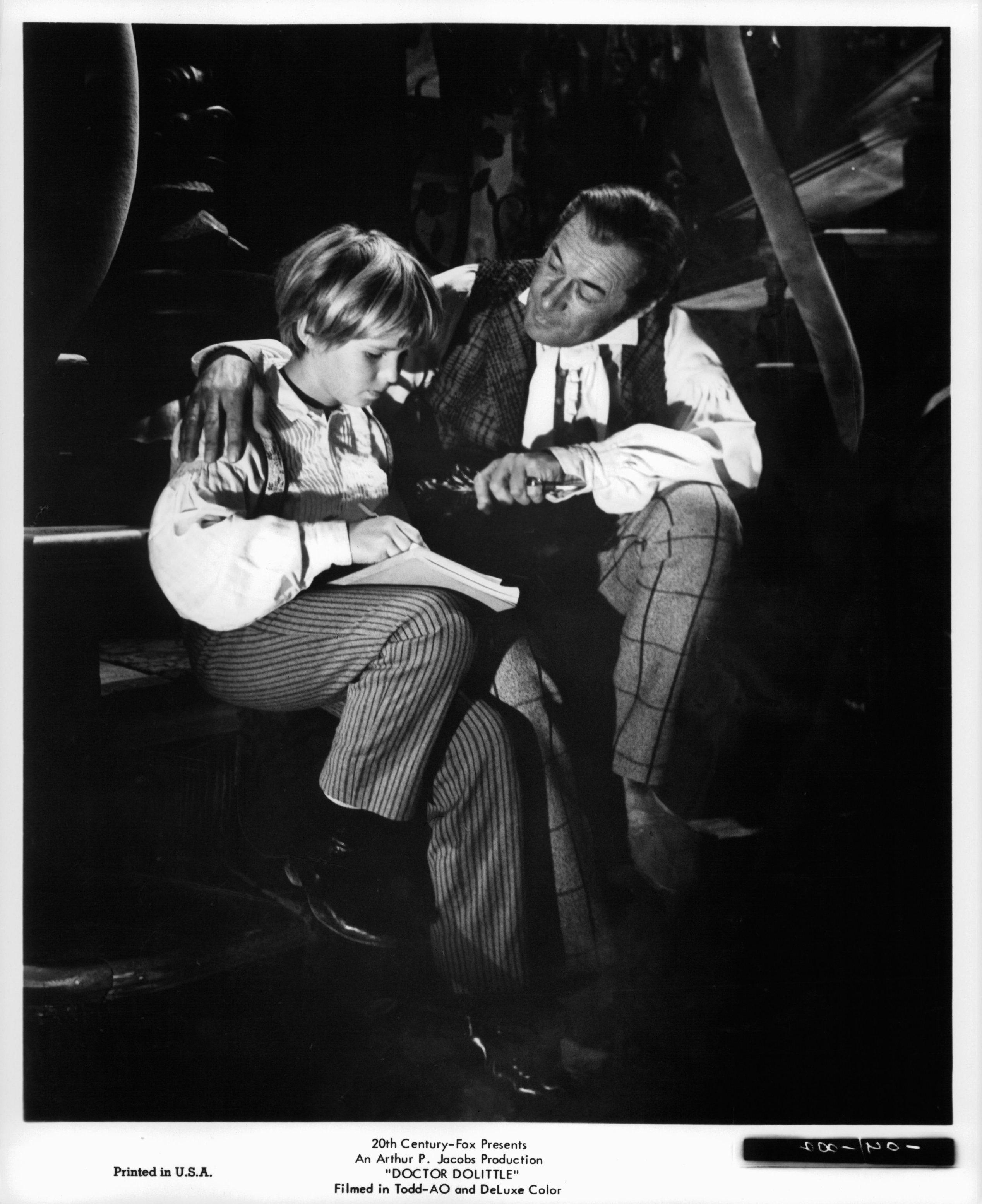 Rex Harrison and William Dix in Доктор Дулиттл (1967)