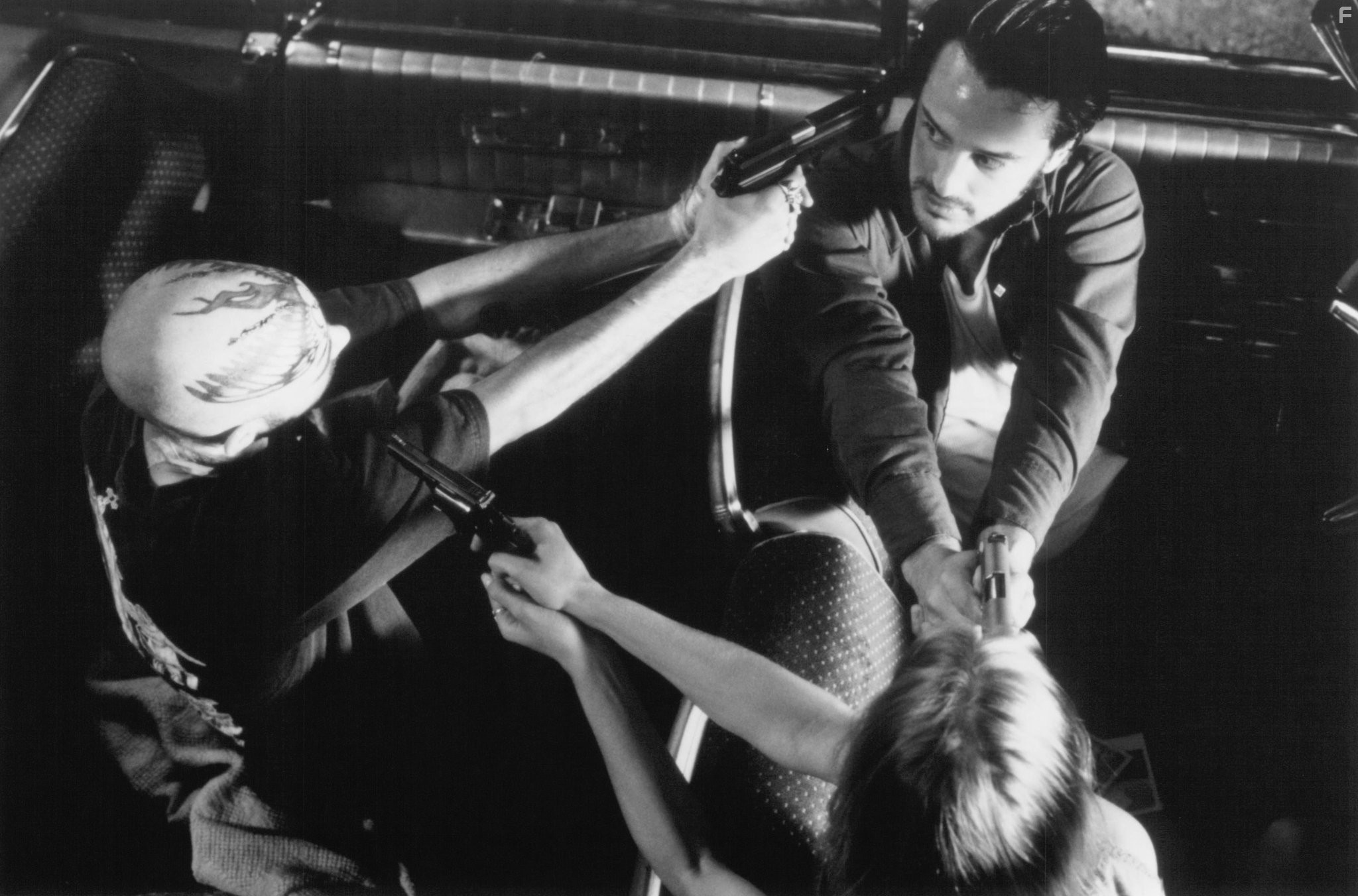 Ren?e Zellweger, Gil Bellows, and Rory Cochrane in Любовь и 45 калибр (1994)