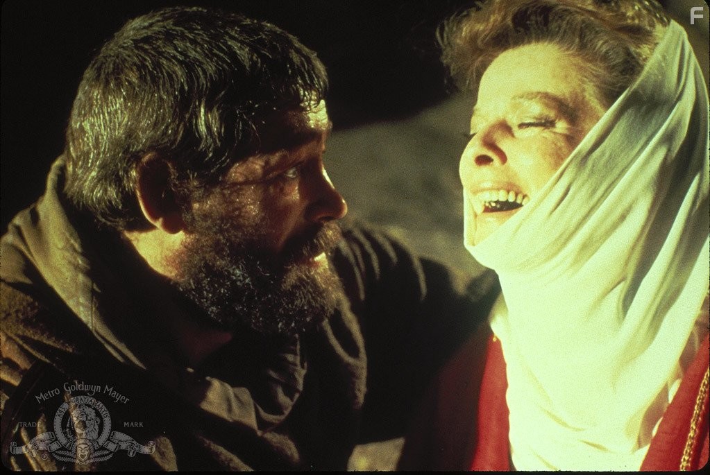 Katharine Hepburn and Peter O'Toole in Лев зимой (1968)