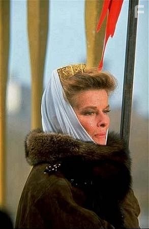 5735-23 Katharine Hepburn in "The Lion In Winter" 1968 Avco/Embassy
