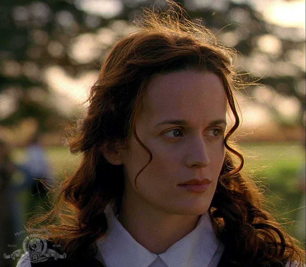 Elizabeth Reaser in Рожденные ветром (2005)