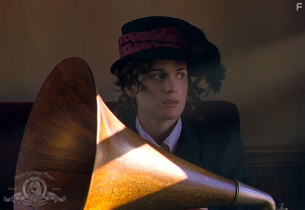 Elizabeth Reaser in Рожденные ветром (2005)