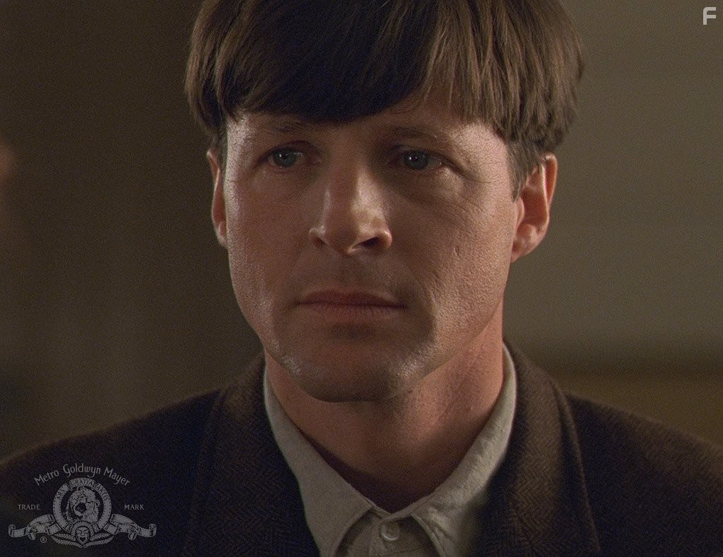 Tim Guinee in Рожденные ветром (2005)
