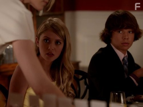 Colton Shires and Lauran Irion in Благочестивые стервы (2012)