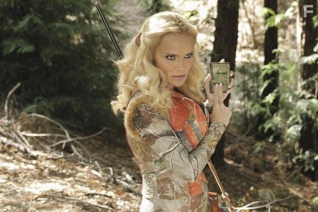 Kristin Chenoweth in Благочестивые стервы (2012)