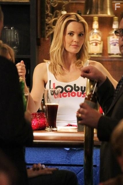 Leslie Bibb in Благочестивые стервы (2012)