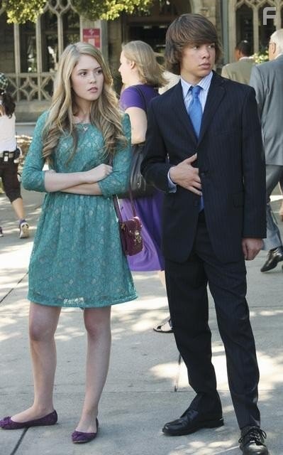 Colton Shires and Lauran Irion in Благочестивые стервы (2012)