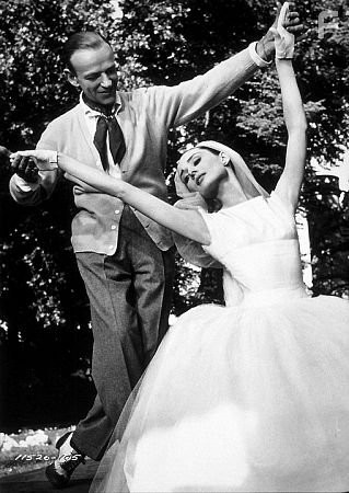 9111-2 "Funny Face" Fred Astaire and Audrey Hepburn