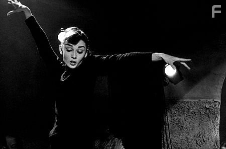 9111-343 "Funny Face" Audrey Hepburn 1956 Paramount