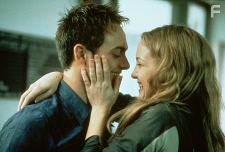 Kate Hudson and Stuart Townsend in Про Адама (2000)