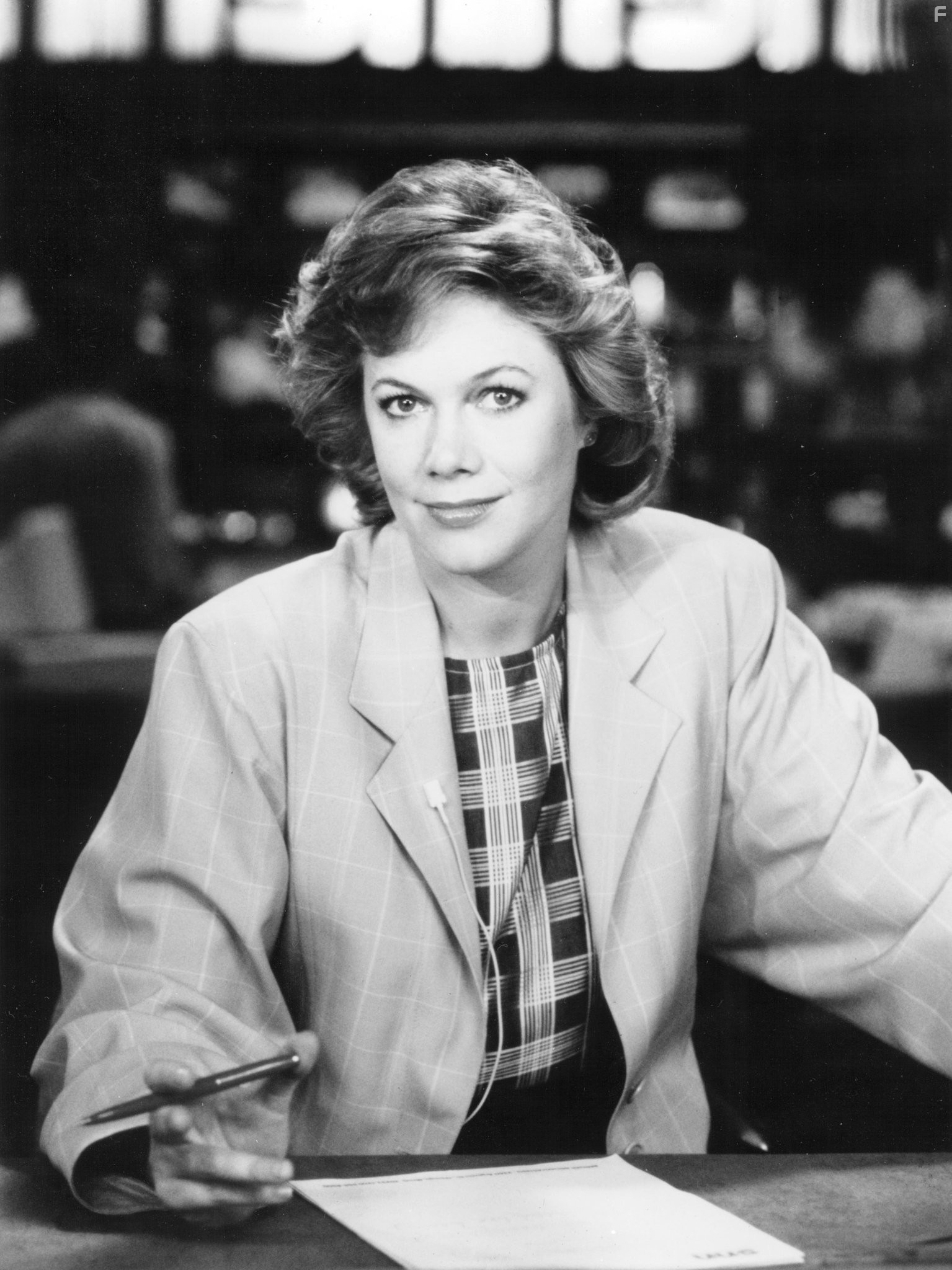 Kathleen Turner in Переключая каналы (1988)