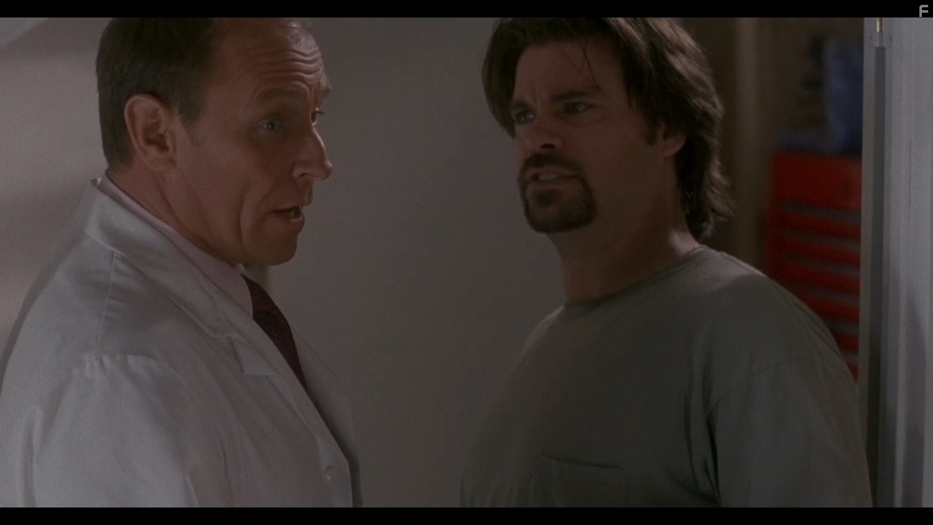 Corbin Bernsen and Lee Dawson in Дантист 2 (1998)