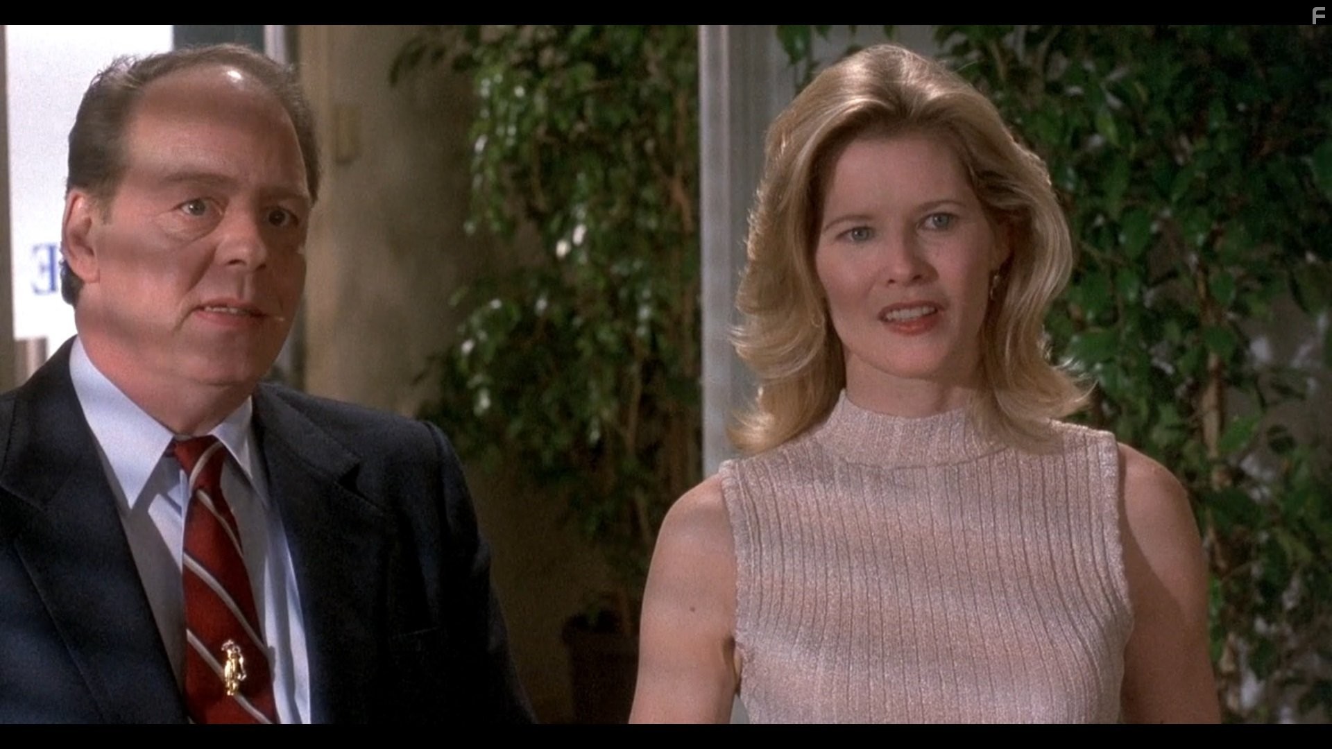 Jeff Doucette and Jillian McWhirter in Дантист 2 (1998)