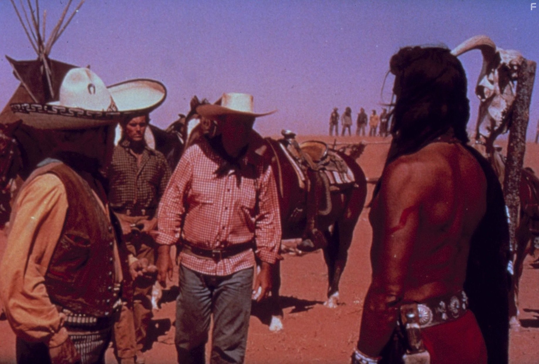 John Wayne, Jeffrey Hunter, Henry Brandon, and Antonio Moreno in Искатели (1956)