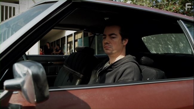 Kevin Corrigan in Парень, который убивает людей (2011)