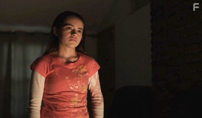 Ariel Gade in Парень, который убивает людей (2011)