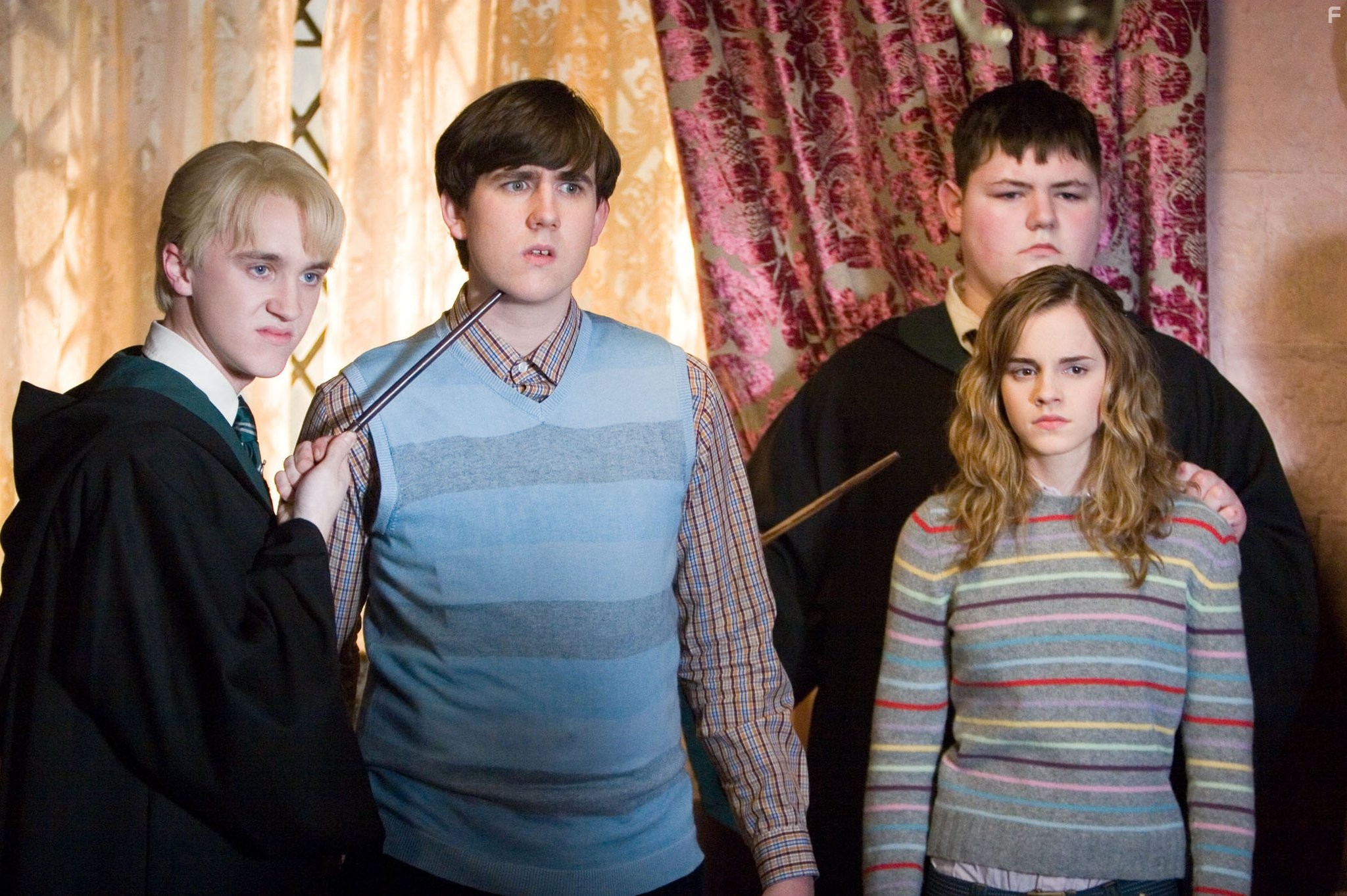Tom Felton, Matthew Lewis, Emma Watson, and Jamie Waylett in Гарри Поттер и орден Феникса (2007)
