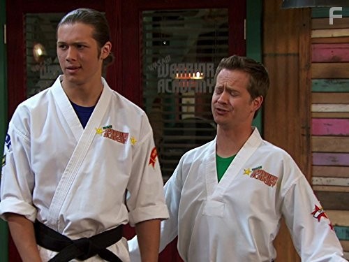 Leo Howard in В ударе! (2011)