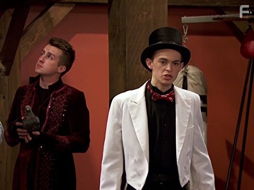 Dylan Riley Snyder in В ударе! (2011)