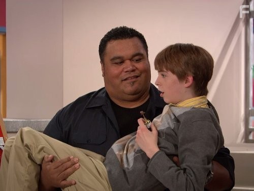 Dylan Riley Snyder in В ударе! (2011)