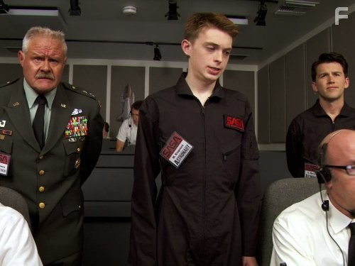 Dylan Riley Snyder in В ударе! (2011)