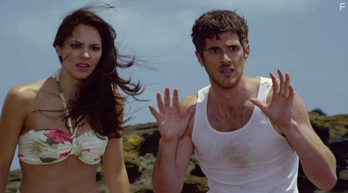 Dave Annable and Katharine McPhee in Притворись моим мужем (2011)
