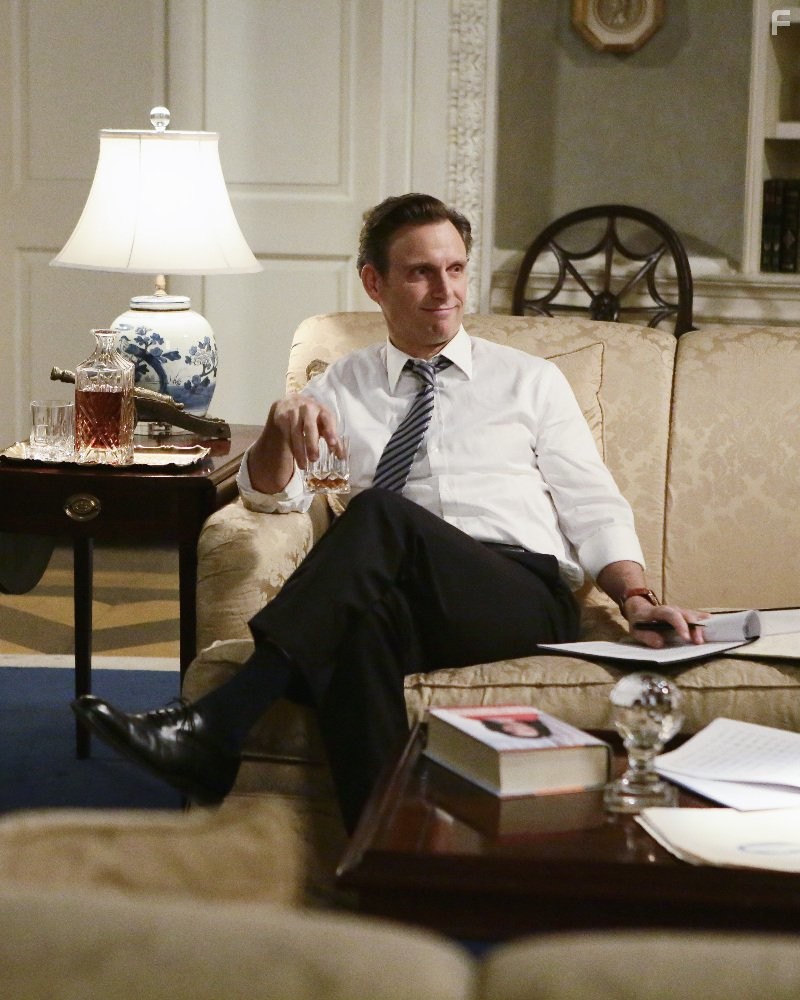 Tony Goldwyn in Скандал (2012)