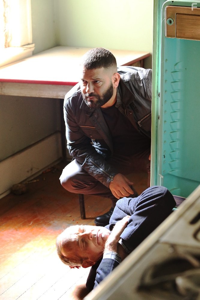 Guillermo D?az in Скандал (2012)