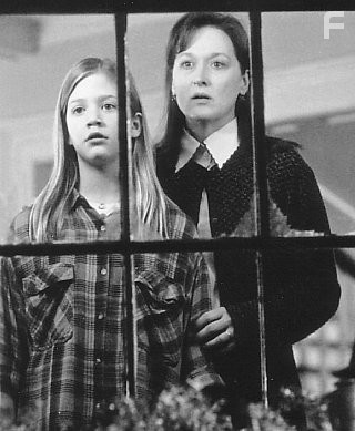 Meryl Streep and Julia Weldon in До и после (1996)