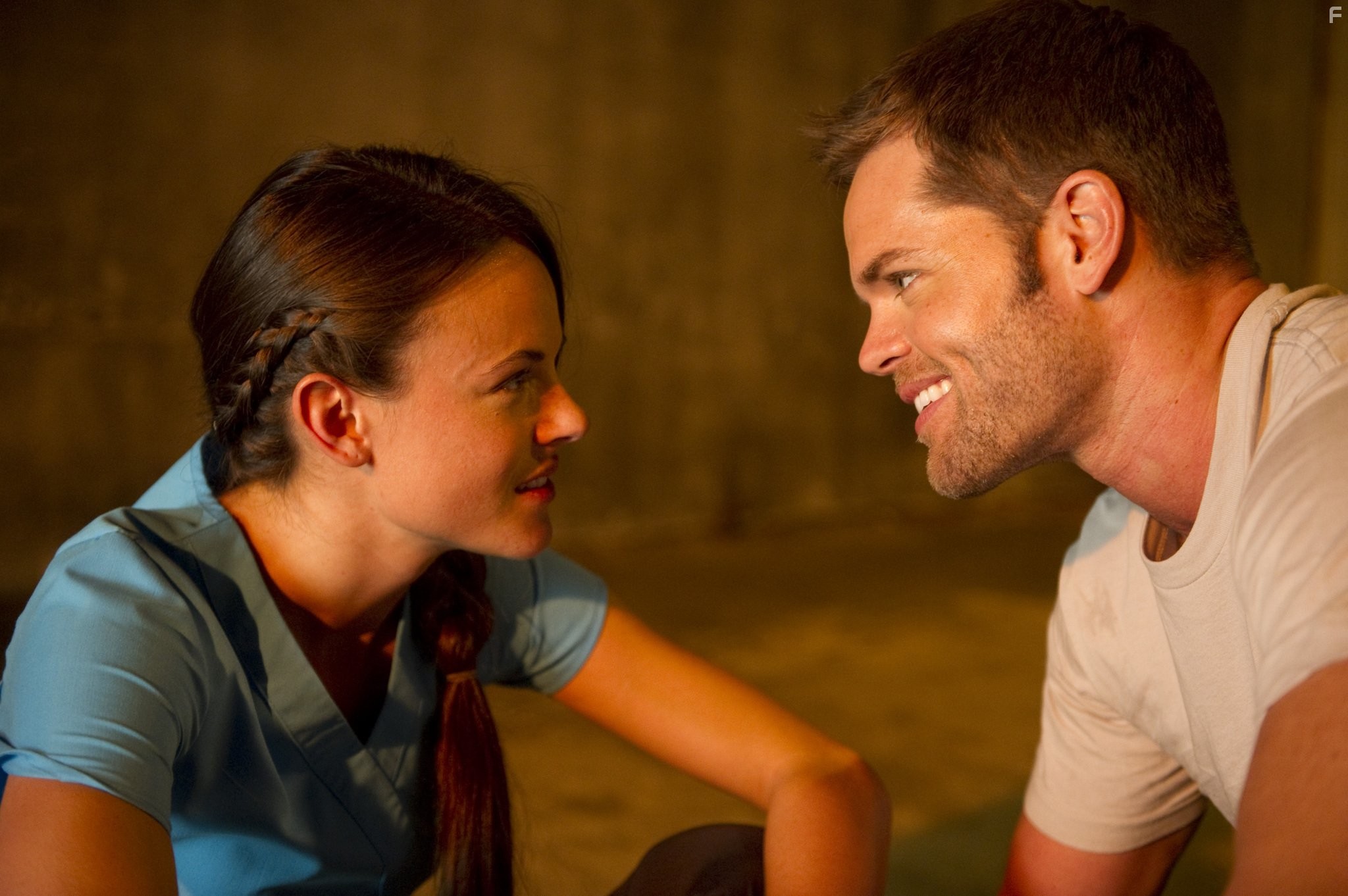 Wes Chatham and Sarah Butler in Боксер (2012)