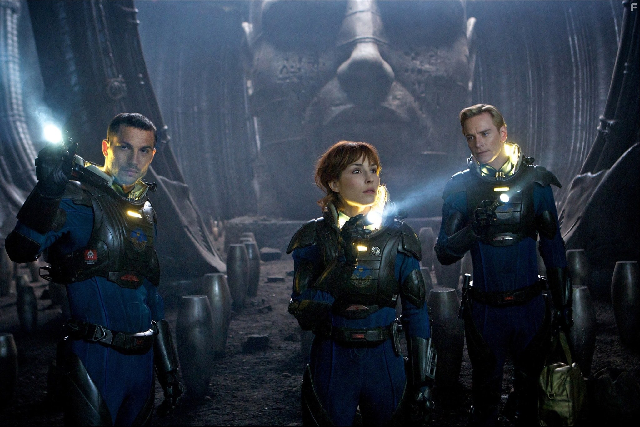 Noomi Rapace, Michael Fassbender, and Logan Marshall-Green in Прометей (2012)