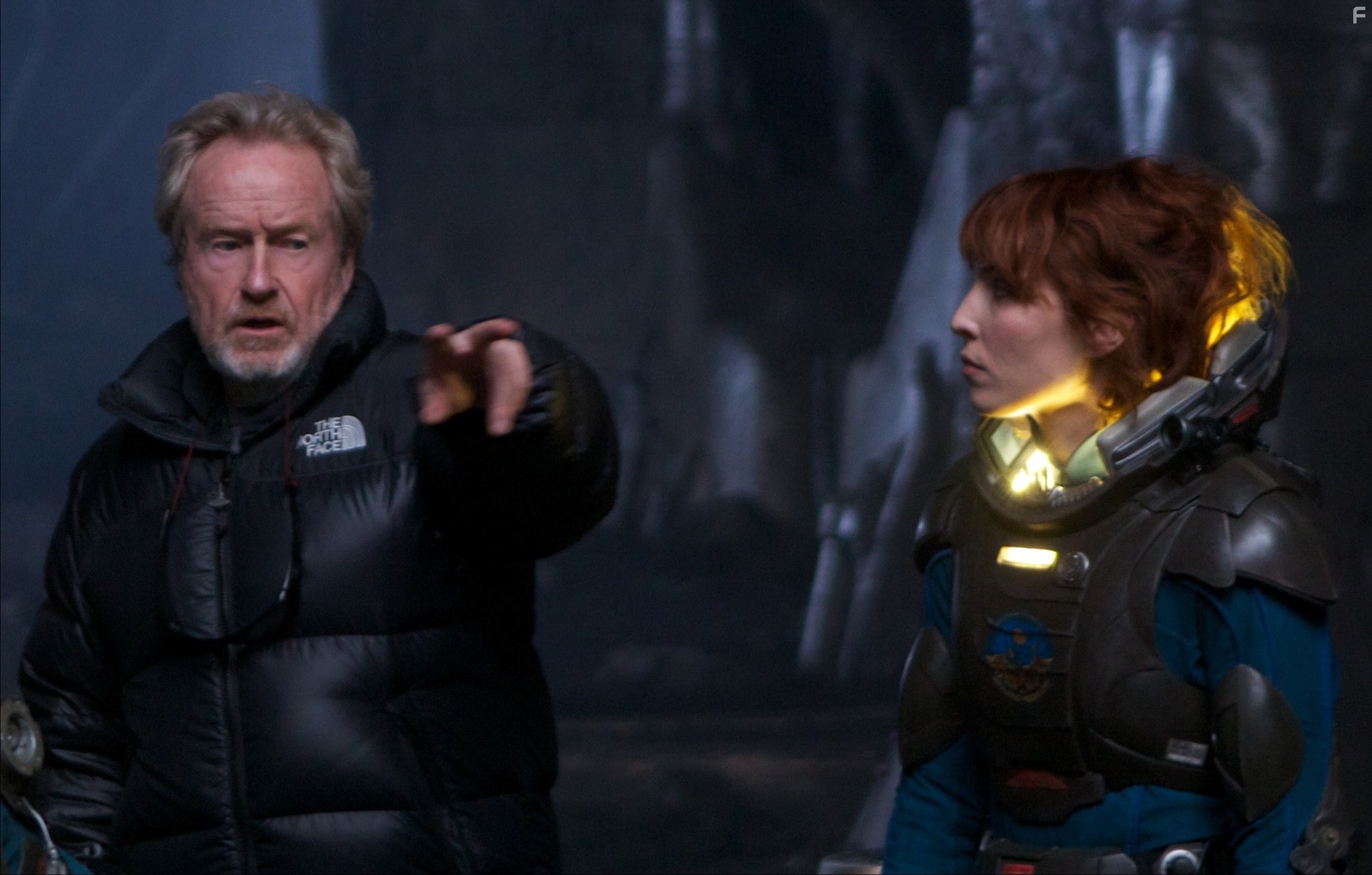 Ridley Scott and Noomi Rapace in Прометей (2012)