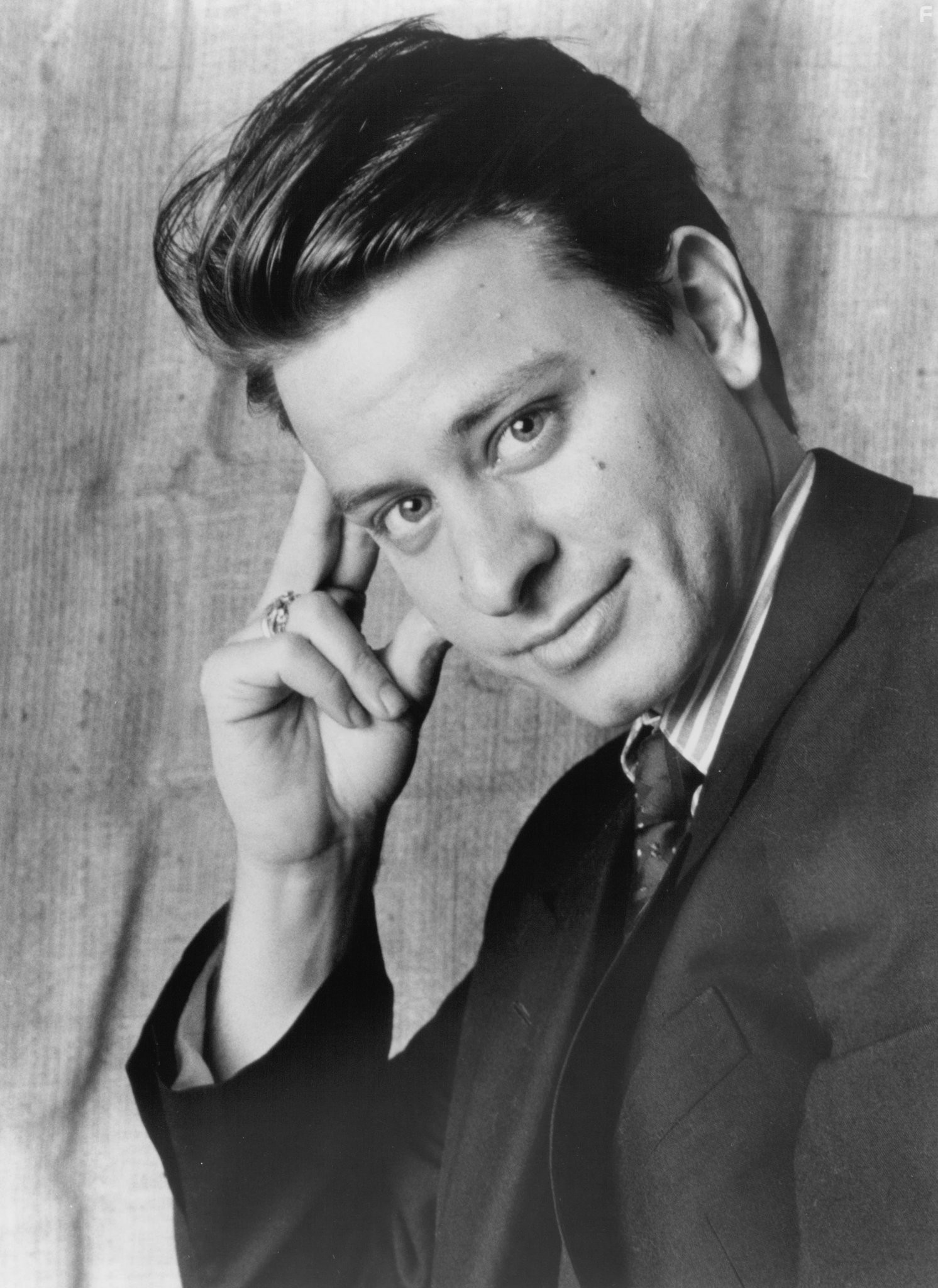 Fisher Stevens in Короткое замыкание 2 (1988)