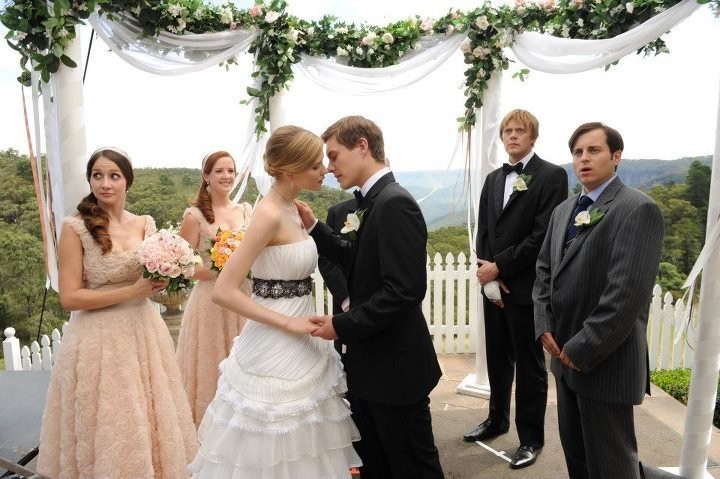 Свадебный разгром (2011)