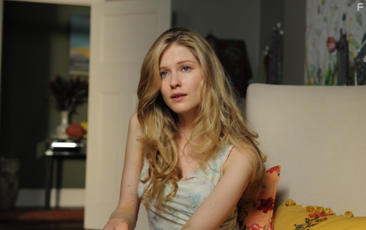 Laura Brent in Свадебный разгром (2011)