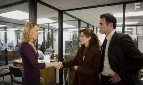 Sandra Bullock, Amber Valletta, and Julian McMahon in Предчувствие (2007)