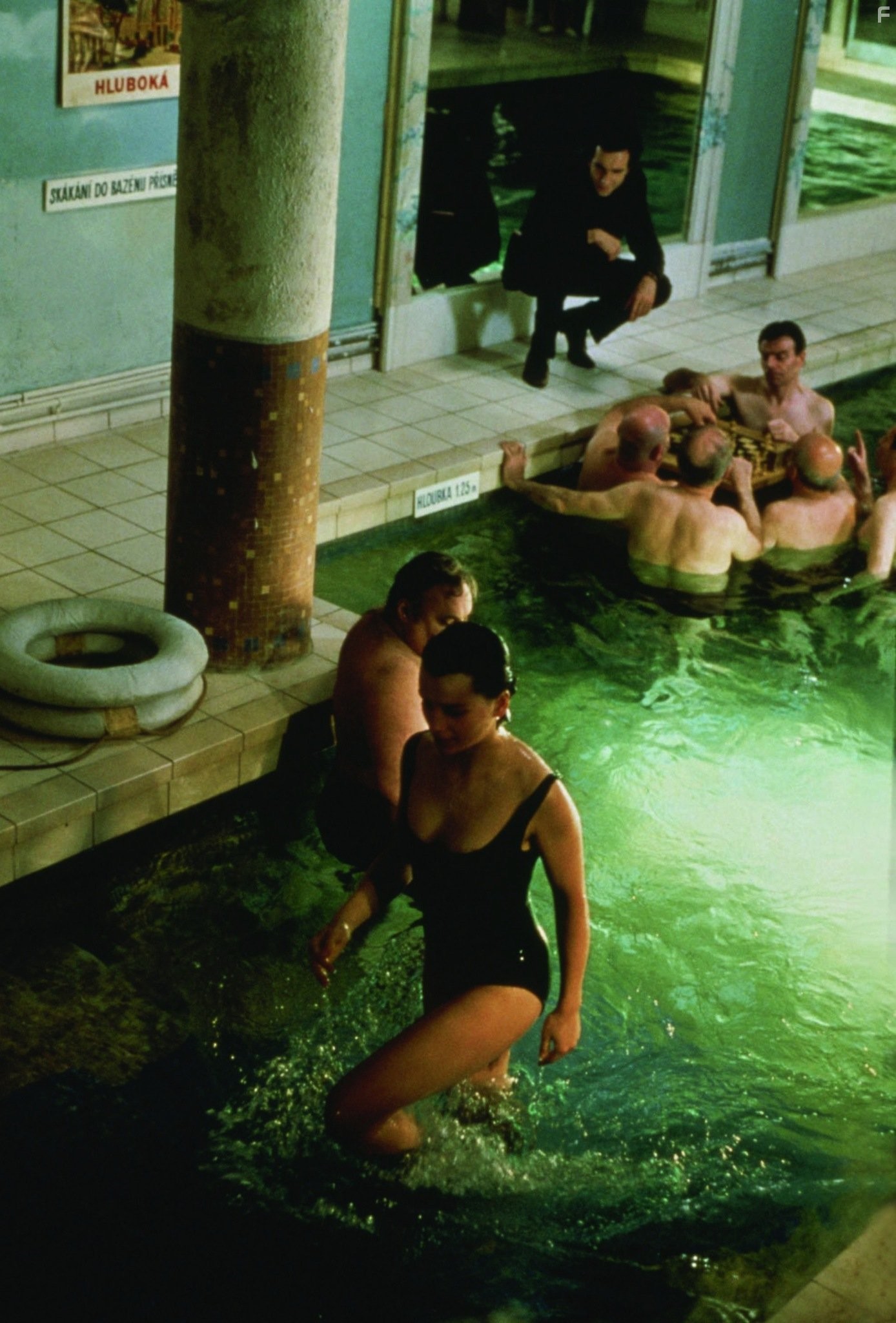 Juliette Binoche and Daniel Day-Lewis in Невыносимая лёгкость бытия (1988)