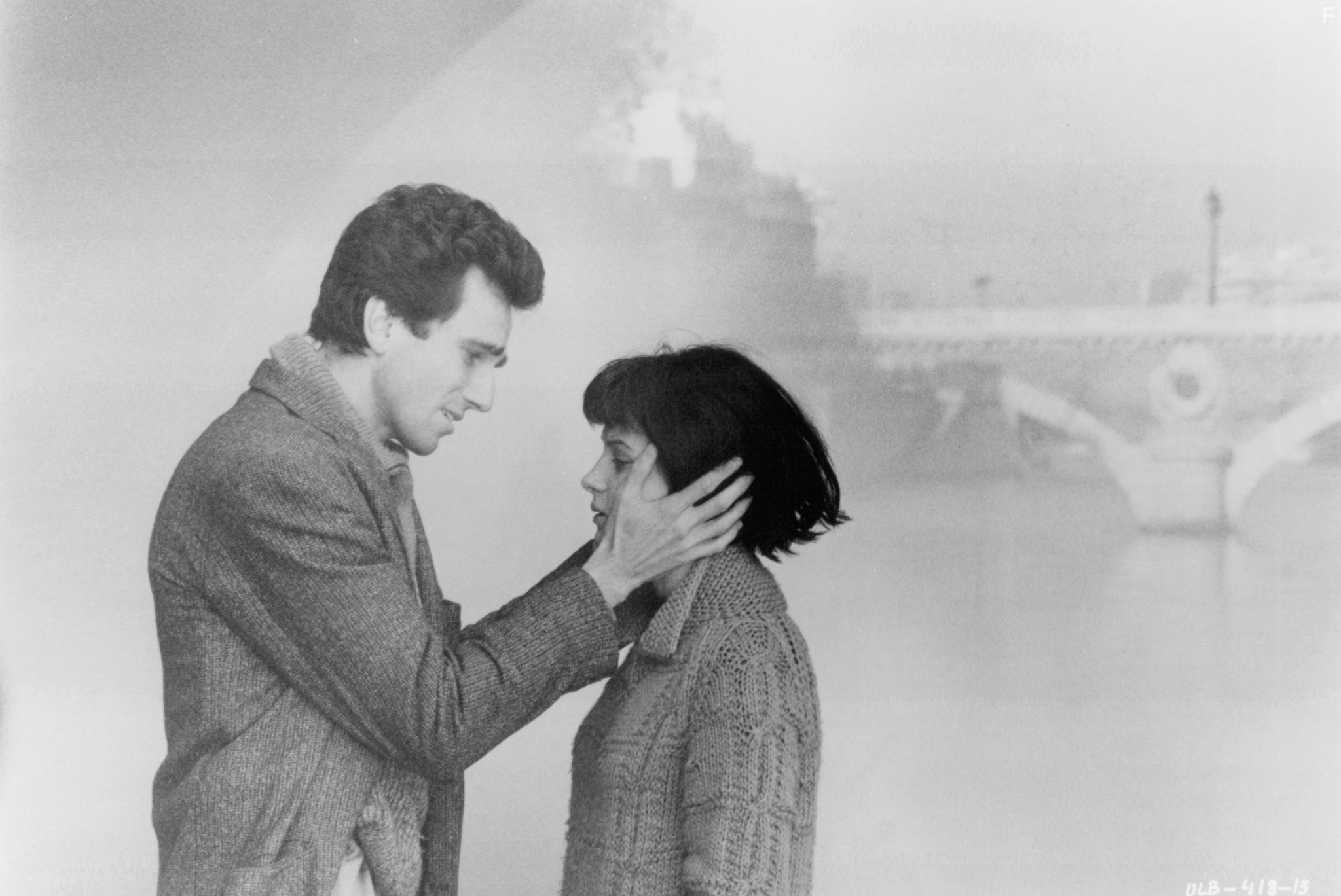 Juliette Binoche and Daniel Day-Lewis in Невыносимая лёгкость бытия (1988)