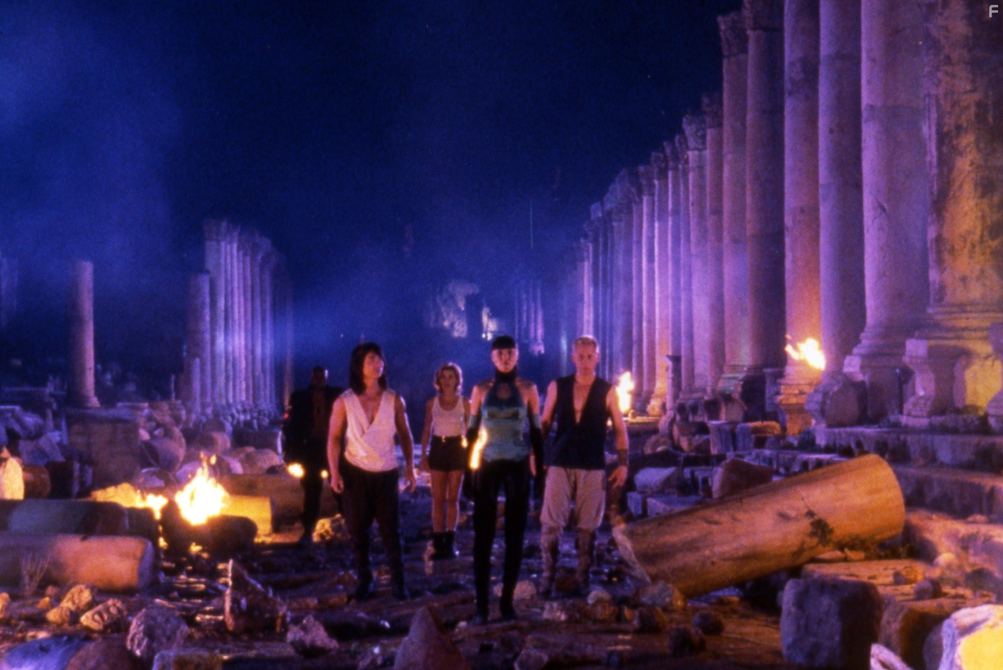 James Remar, Sandra Hess, Irina Pantaeva, Robin Shou, and Lynn 'Red' Williams in Смертельная битва 2: Истребление (1997)