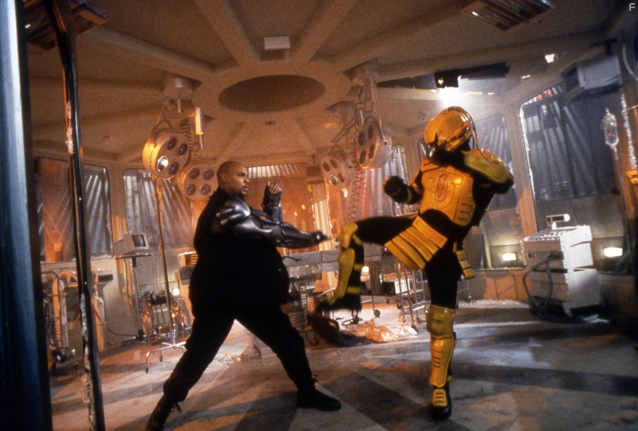 J.J. Perry and Lynn 'Red' Williams in Смертельная битва 2: Истребление (1997)