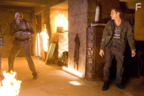 Samuel L. Jackson and Hayden Christensen in Телепорт (2008)