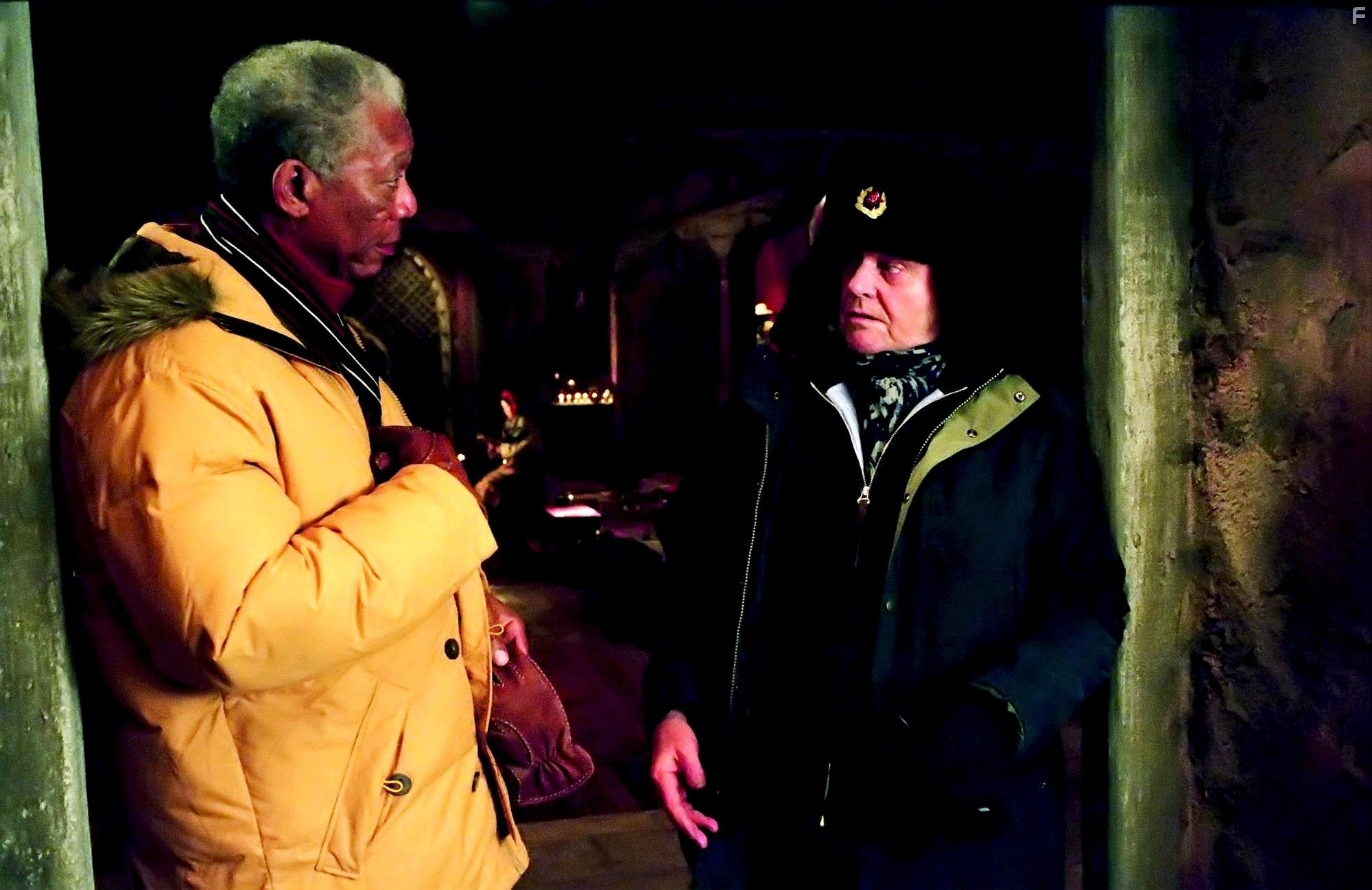 Morgan Freeman and Jack Nicholson in Пока не сыграл в ящик (2007)